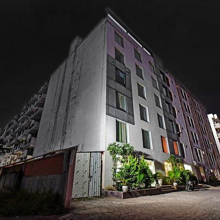 Townhouse Classio Suites Shirdi Ngoại thất bức ảnh