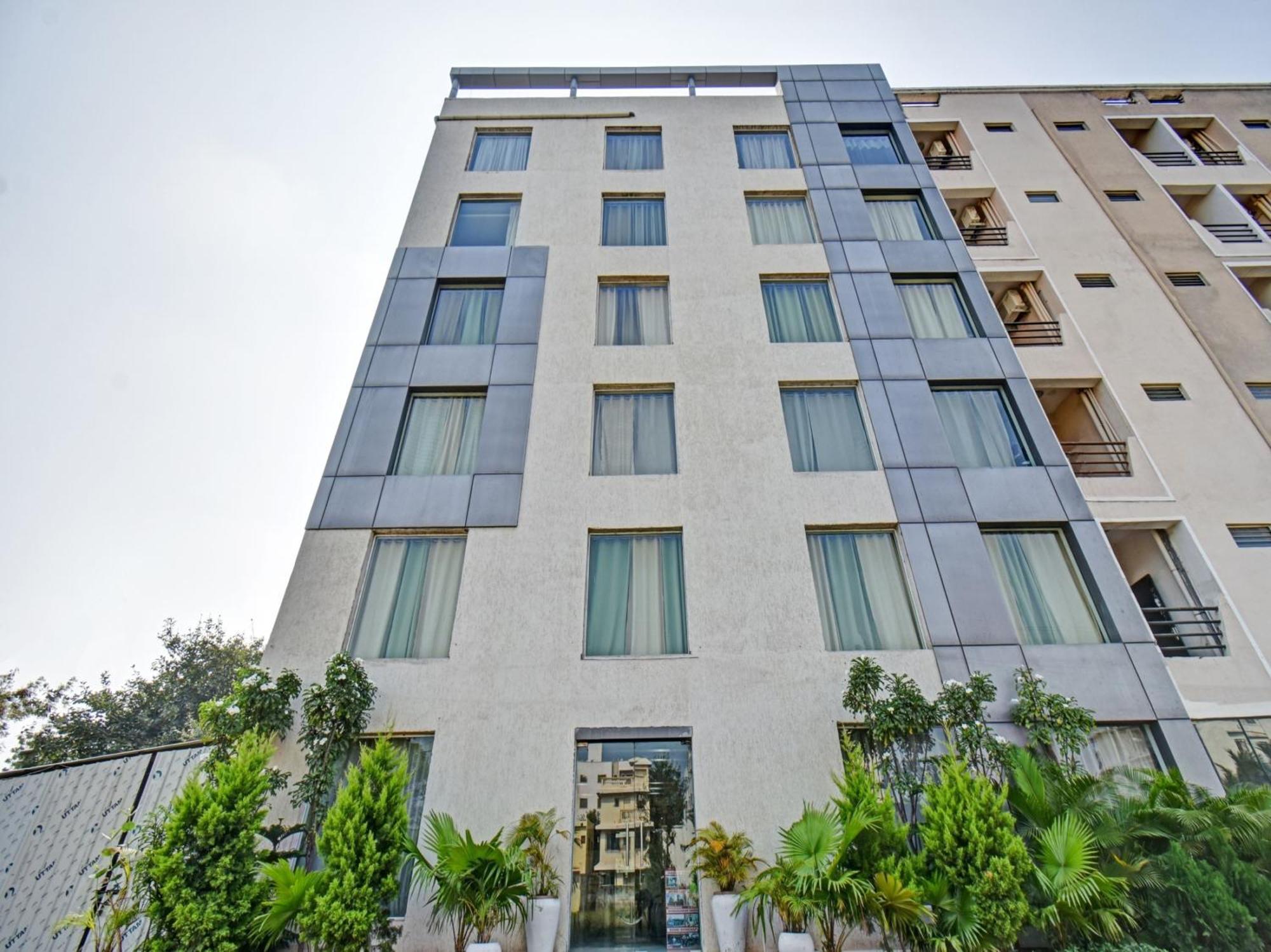 Townhouse Classio Suites Shirdi Ngoại thất bức ảnh